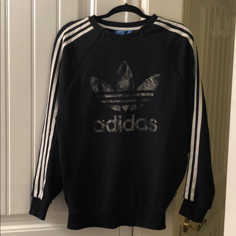 Adidas Crewneck sweatshirt